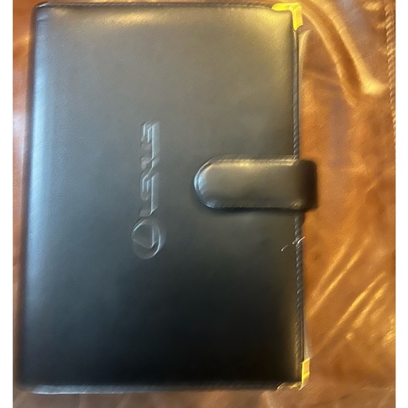 Lexus Manual 2004 Portfolio Faux Leather Binder Glovebox Organize - Picture 1 of 9